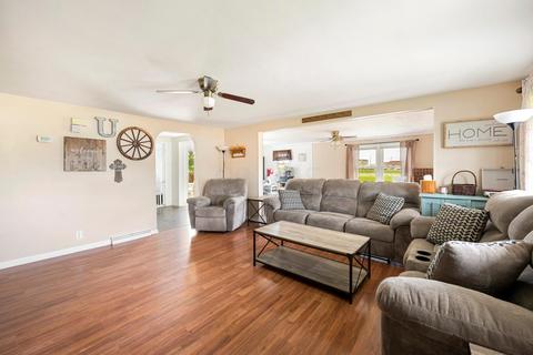 169 3rd Ave, Circleville, OH 43113 photo 4