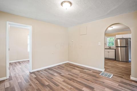 455 Watt St, Circleville, OH 43113 photo 14