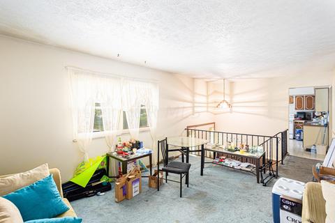 3900 Beechton Rd, Columbus, OH 43232 photo 7