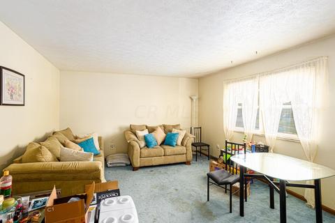 3900 Beechton Rd, Columbus, OH 43232 photo 5