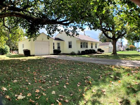 580 N Pickaway St, Circleville, OH 43113 photo 2