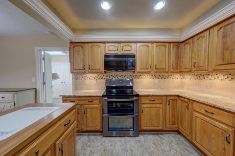 855 Laura Dr, Marion, OH 43302 photo 4