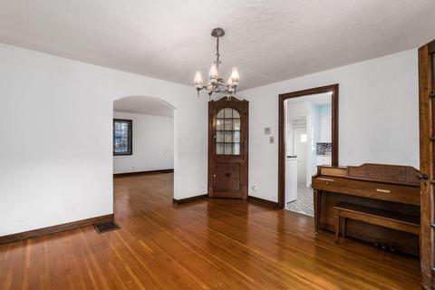 31 W Torrence Rd, Columbus, OH 43214 photo 14