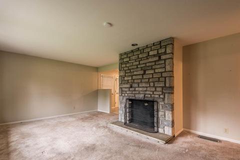 7027 Coffman Rd, Dublin, OH 43017 photo 3