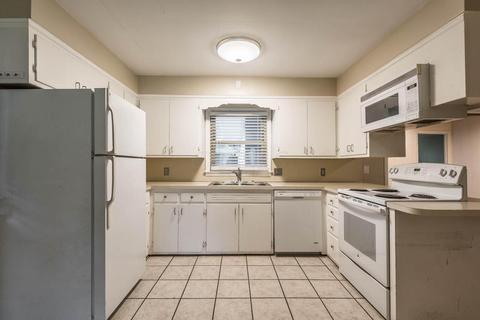 7027 Coffman Rd, Dublin, OH 43017 photo 5