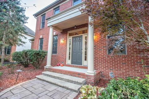 8717 Springflower Dr NW, Pickerington, OH 43147 photo 3