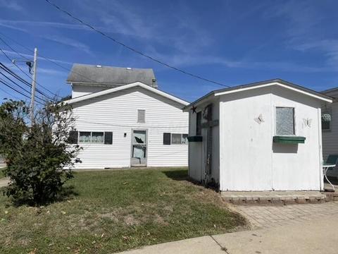 201 E High St, Circleville, OH 43113 photo 3