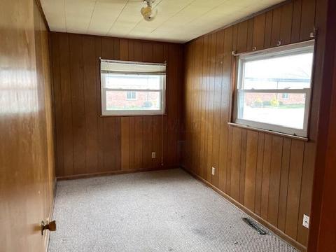 201 E High St, Circleville, OH 43113 photo 11