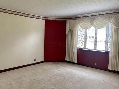 658 E Main St, Newark, OH 43055 photo 10