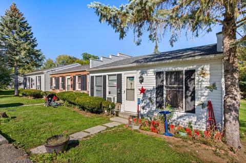 544 W Emerald St, Willard, OH 44890 photo 3