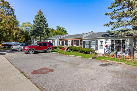 544 W Emerald St, Willard, OH 44890 photo 2