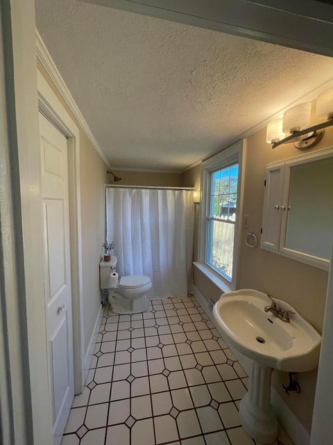 832 E Church St, Marion, OH 43302 photo 9