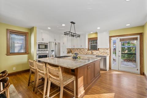 387 E Torrence Rd, Columbus, OH 43214 photo 9