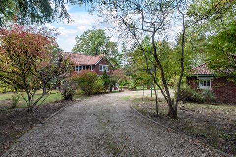 176 Walhalla Rd, Columbus, OH 43202 photo 2