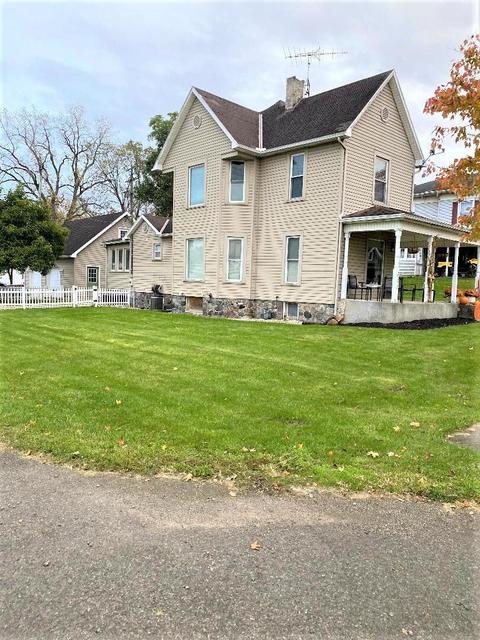 201 S Main St, De Graff, OH 43318 photo 3