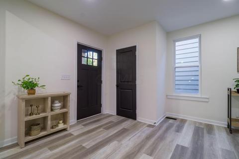 369 E Gates St, Columbus, OH 43206 photo 6