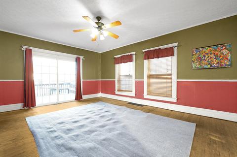 150 W Mound St, Circleville, OH 43113 photo 9