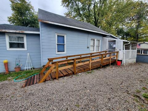894 E Mark St, Marion, OH 43302 photo 2