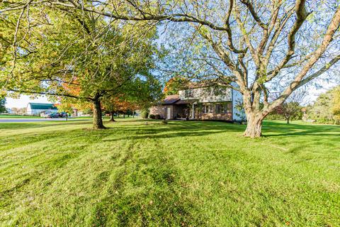 2871 Nettlewood Ln, Springfield, OH 45502 photo 8
