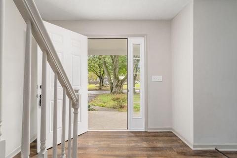 5474 Sumac Loop E, Columbus, OH 43229 photo 6
