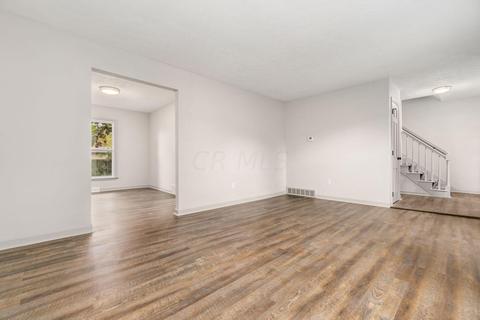 5474 Sumac Loop E, Columbus, OH 43229 photo 10