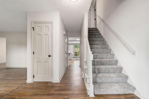 5474 Sumac Loop E, Columbus, OH 43229 photo 8