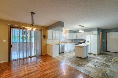 992 Circle Dr, Circleville, OH 43113 photo 15
