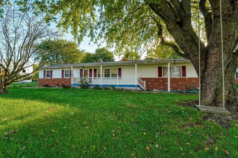 992 Circle Dr, Circleville, OH 43113 photo 2