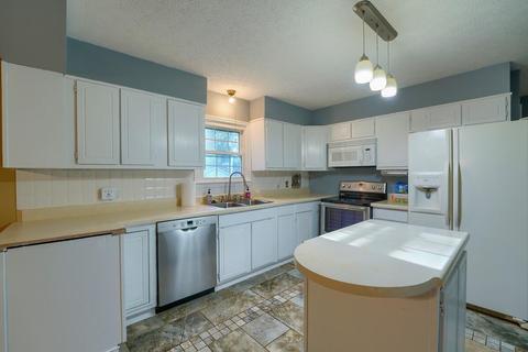 992 Circle Dr, Circleville, OH 43113 photo 13