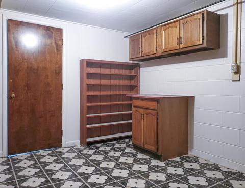 55 N High St, Jackson, OH 45640 photo 18