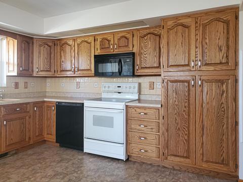 55 N High St, Jackson, OH 45640 photo 13