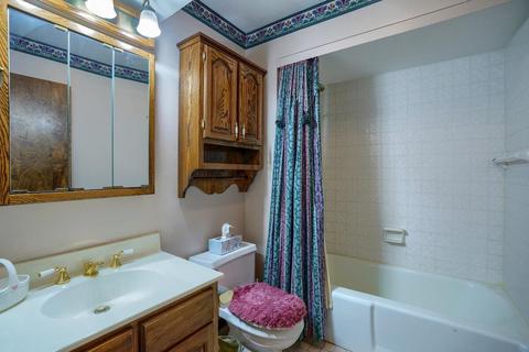 593 Hickory Pl, Circleville, OH 43113 photo 46