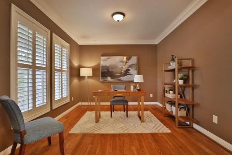 84 Walhalla Rd, Columbus, OH 43202 photo 7