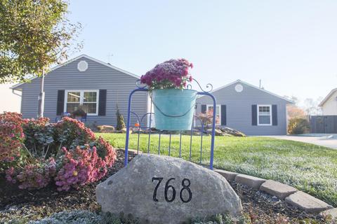 768 S Hampton Rd, Newark, OH 43055 photo 2
