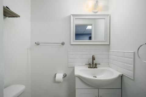 345 E Franklin St, Circleville, OH 43113 photo 7