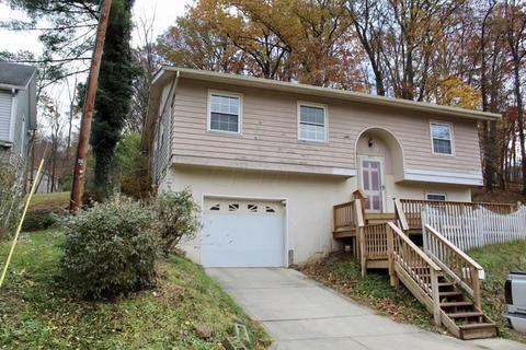 692 N Walnut St, Logan, OH 43138 photo 17