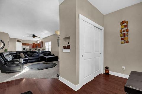 324 Woods Edge Loop, Pataskala, OH 43062 photo 7