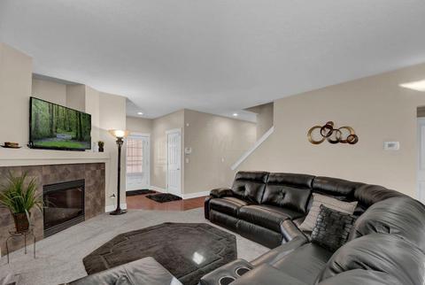 324 Woods Edge Loop, Pataskala, OH 43062 photo 10