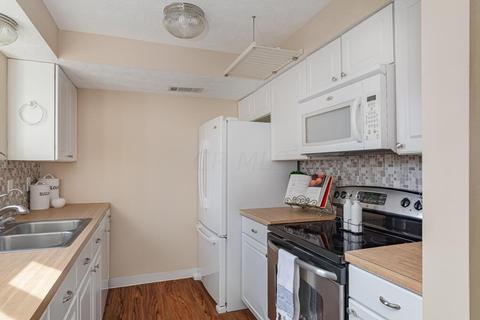 8746 Ripton Dr, Powell, OH 43065 photo 7