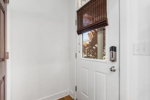155 E 3rd Ave, Columbus, OH 43201 photo 7