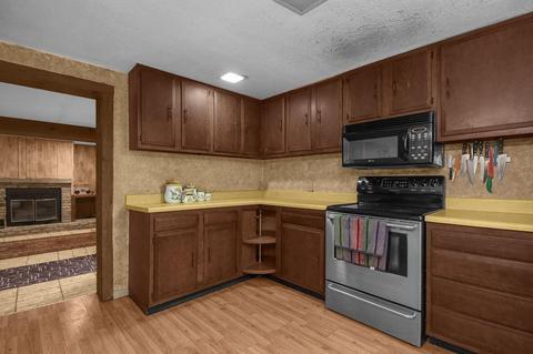 1701 E Mile Rd, Springfield, OH 45503 photo 6