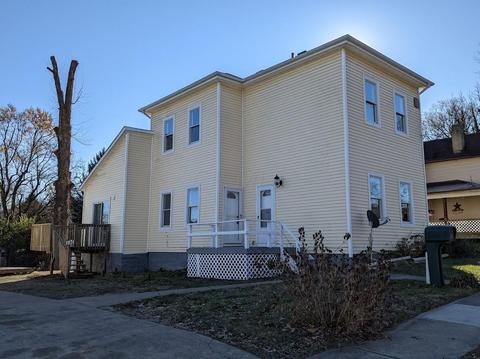 114 Walnut St, Springfield, OH 45505 photo 2