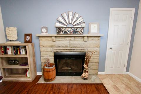 875 Nancy Dr, Marion, OH 43302 photo 9