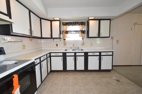 3450 E Pitchin Rd, Springfield, OH 45502 photo 4