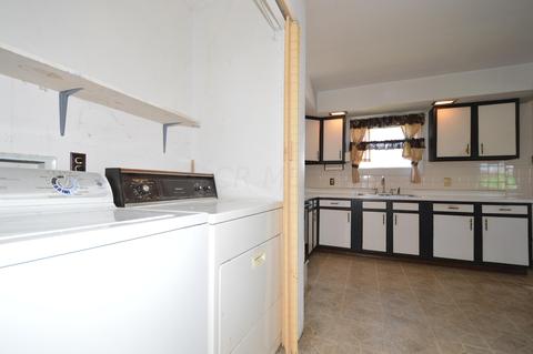 3450 E Pitchin Rd, Springfield, OH 45502 photo 8