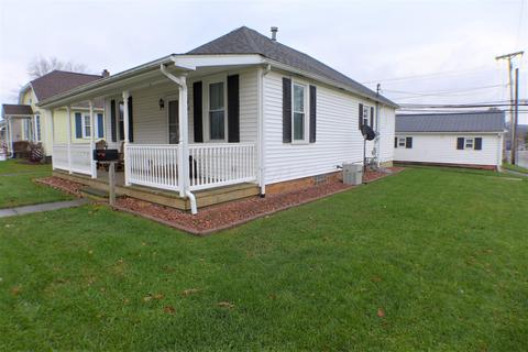 1297 3rd St, Logan, OH 43138 photo 5