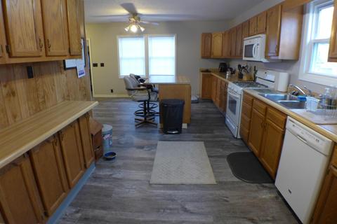 1297 3rd St, Logan, OH 43138 photo 18