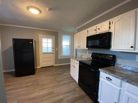 220 Watt St, Circleville, OH 43113 photo 14