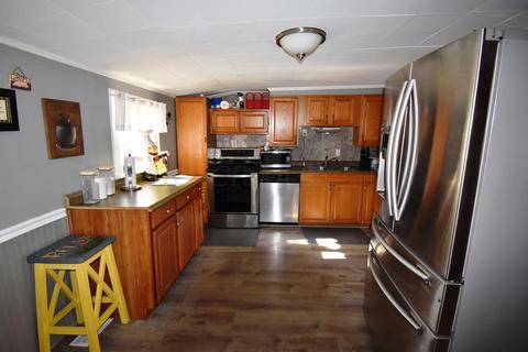 120 E Central Ave, Delaware, OH 43015 photo 5
