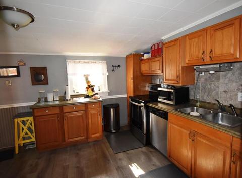 120 E Central Ave, Delaware, OH 43015 photo 7